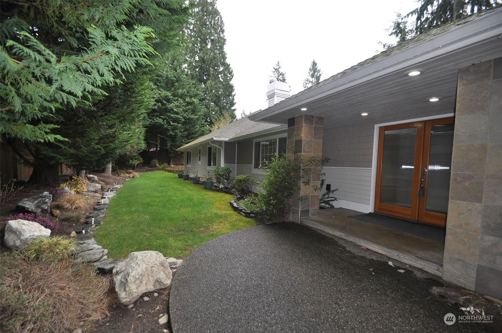 Photo of 13003 Lake Kathleen Road SE, Renton, WA 98059 (MLS # 2213986)