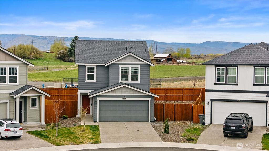 Photo of 1312 Morgan Court #329, Ellensburg, WA 98926 (MLS # 2505288)