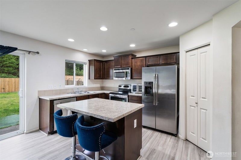 7637 Brianna Court SE