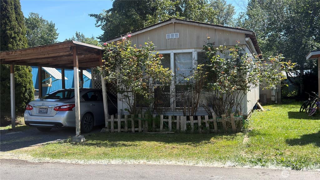 Photo of 4015 Eliza Avenue #7A, Bellingham, WA 98226 (MLS # 2533039)