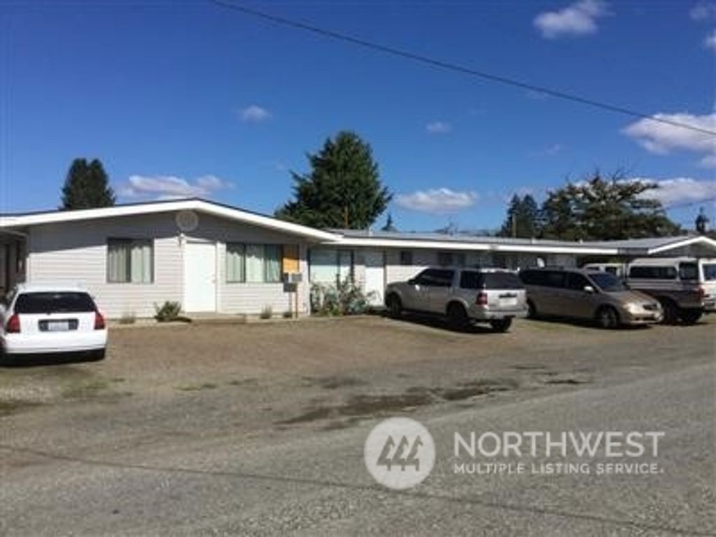 Photo of 31840 W Rutherford Street, Carnation, WA 98014 (MLS # 2155116)