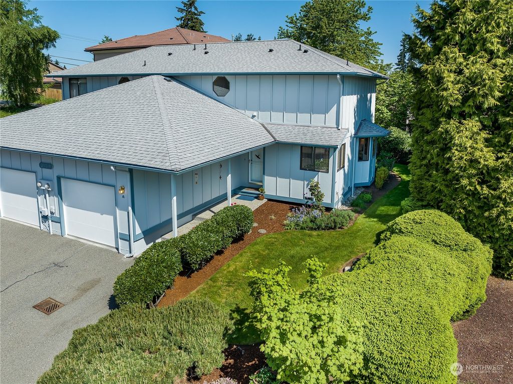 Photo of 20314 33rd Avenue W #A, Lynnwood, WA 98036 (MLS # 2070396)