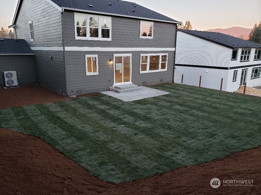 Photo of 16219 SE 133rd Place, Renton, WA 98059 (MLS # 2305221)