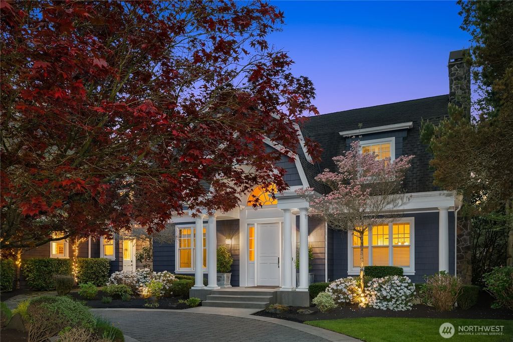 Photo of 11 Diamond S Ranch, Bellevue, WA 98004 (MLS # 2369491)