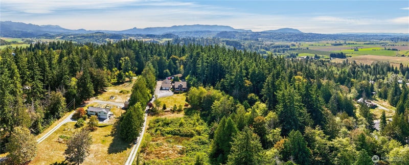 22904 Bumblebee Lane