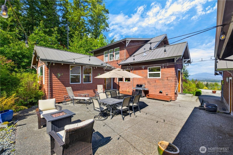 22904 Bumblebee Lane