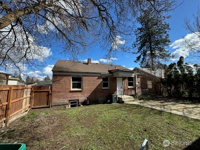 4811 N Lincoln Street