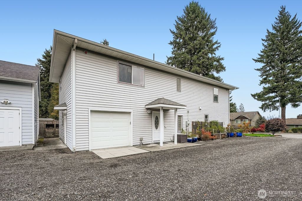 Photo of 16051 51st Avenue S, Tukwila, WA 98188 (MLS # 2449381)