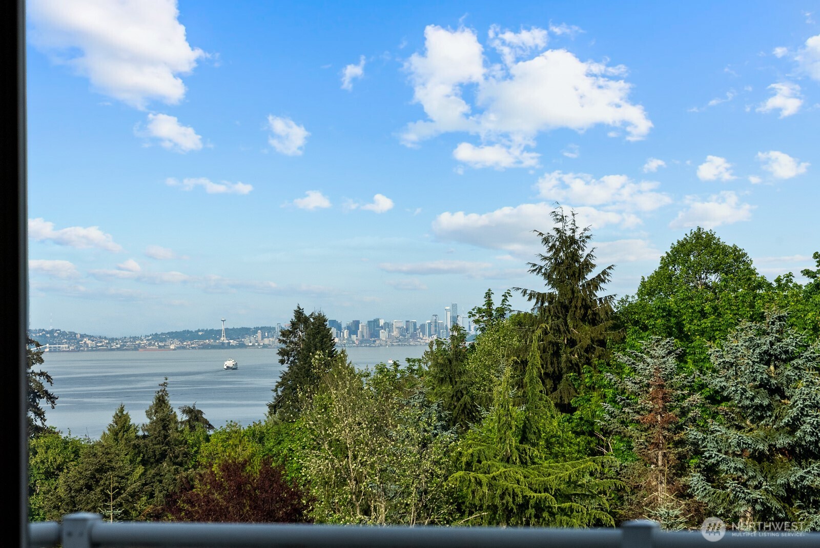 7621 E Alki View Court