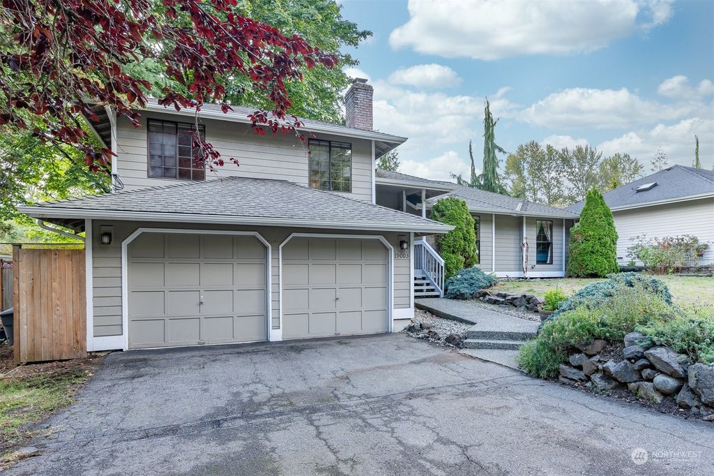 Photo of 19003 37th Avenue NE, Lake Forest Park, WA 98155 (MLS # 2167391)