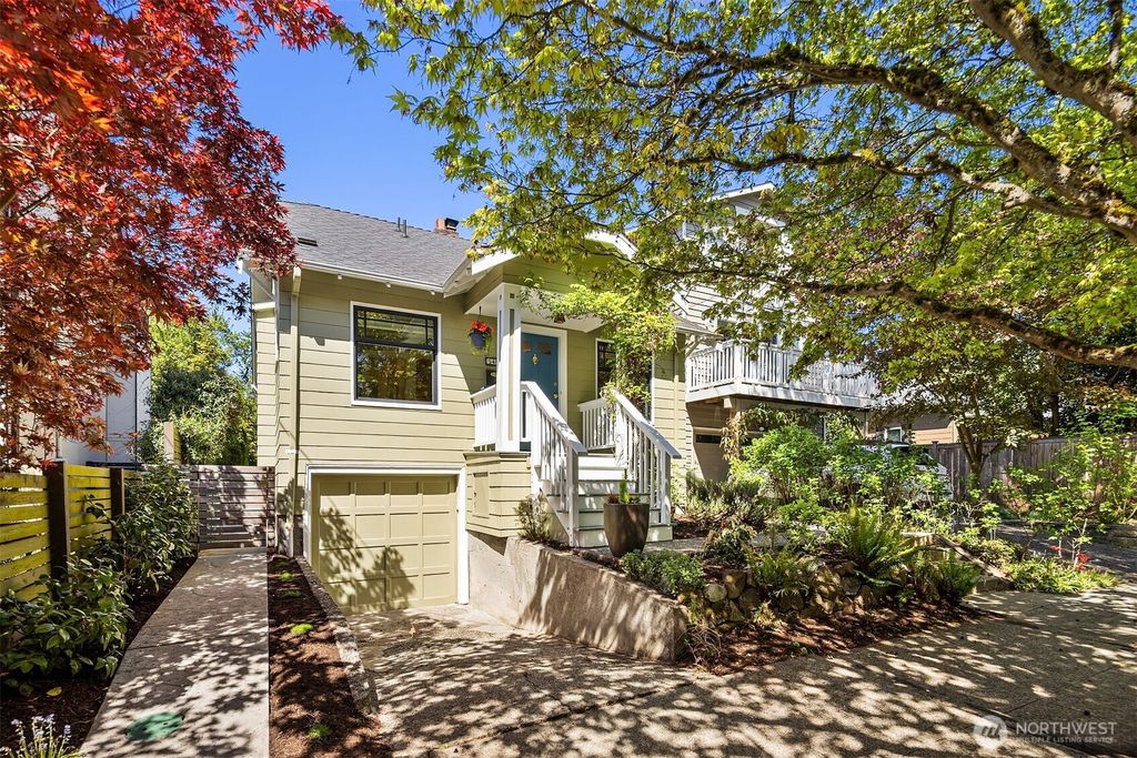 Photo of 546 N 75th Street, Seattle, WA 98103 (MLS # 2515910)