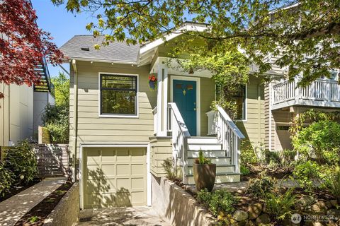 Photo of 546 N 75th Street, Seattle, WA 98103 (MLS # 2515910)