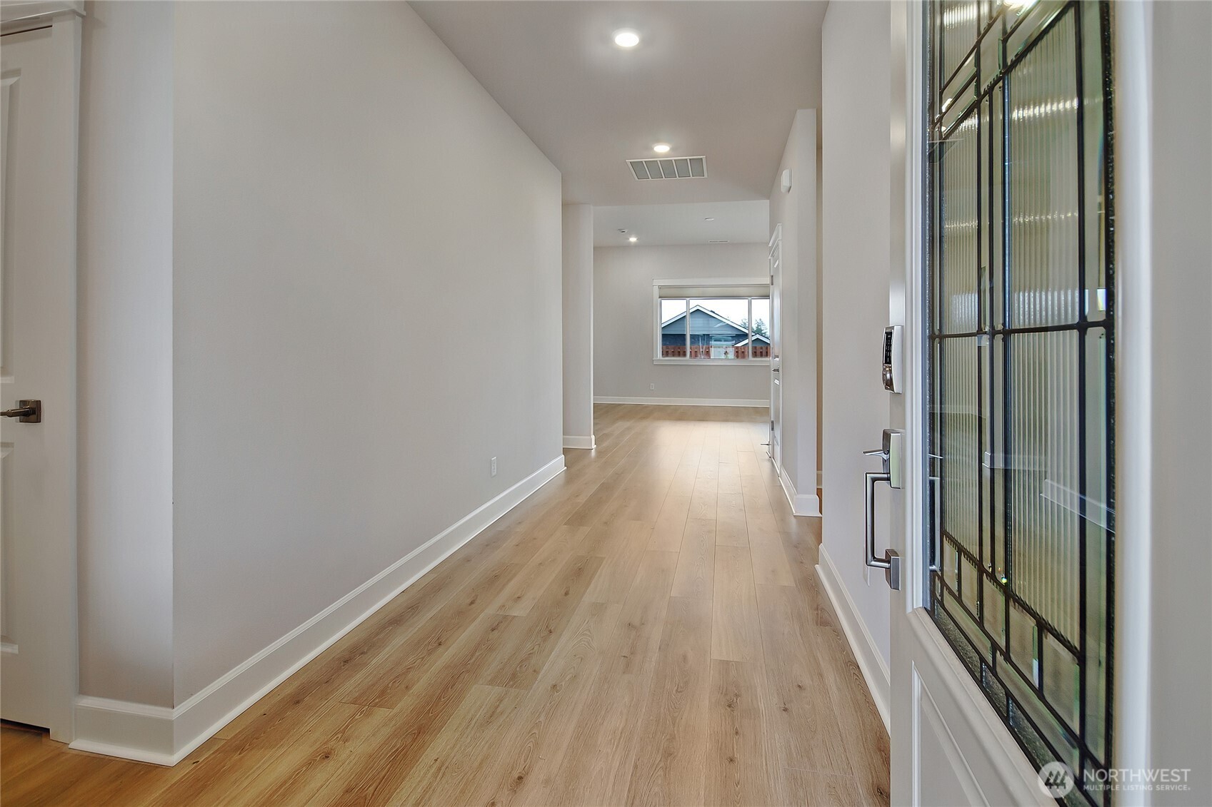 9242 Nootka Court SE