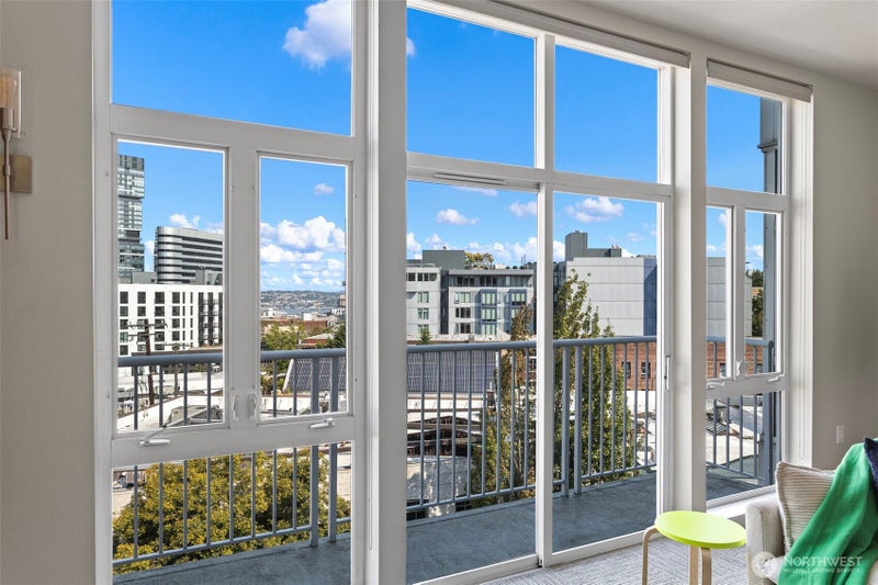 303 E Pike ST 602
