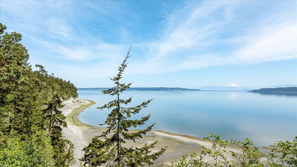 Photo of 281 Harrington Road, Coupeville, WA 98239 (MLS # 2519824)