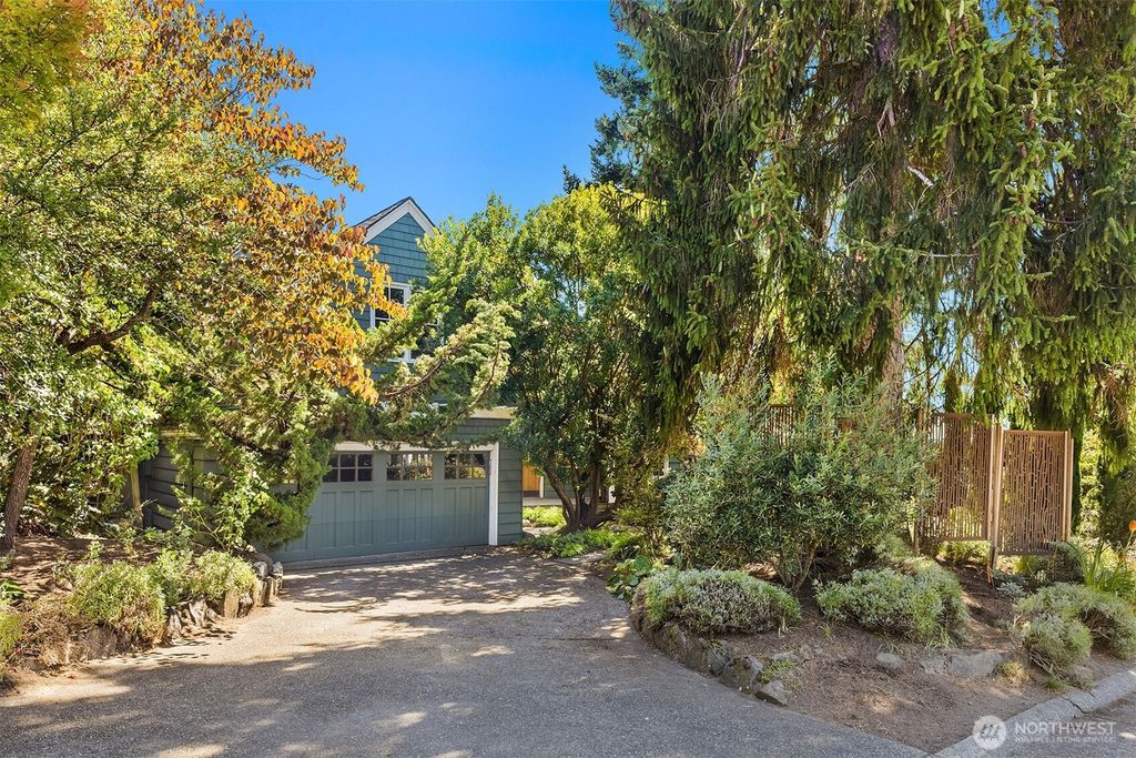 Photo of 5157 NE Latimer Place, Seattle, WA 98105 (MLS # 2445690)