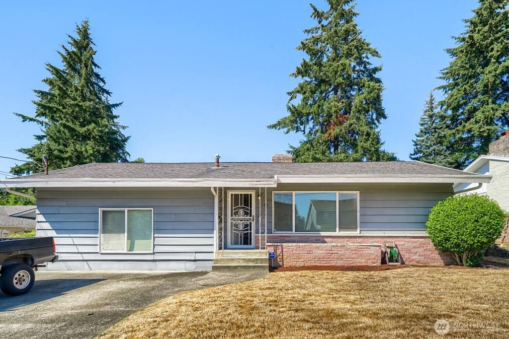 Photo of 4523 S 12th Street, Tacoma, WA 98405 (MLS # 2572344)