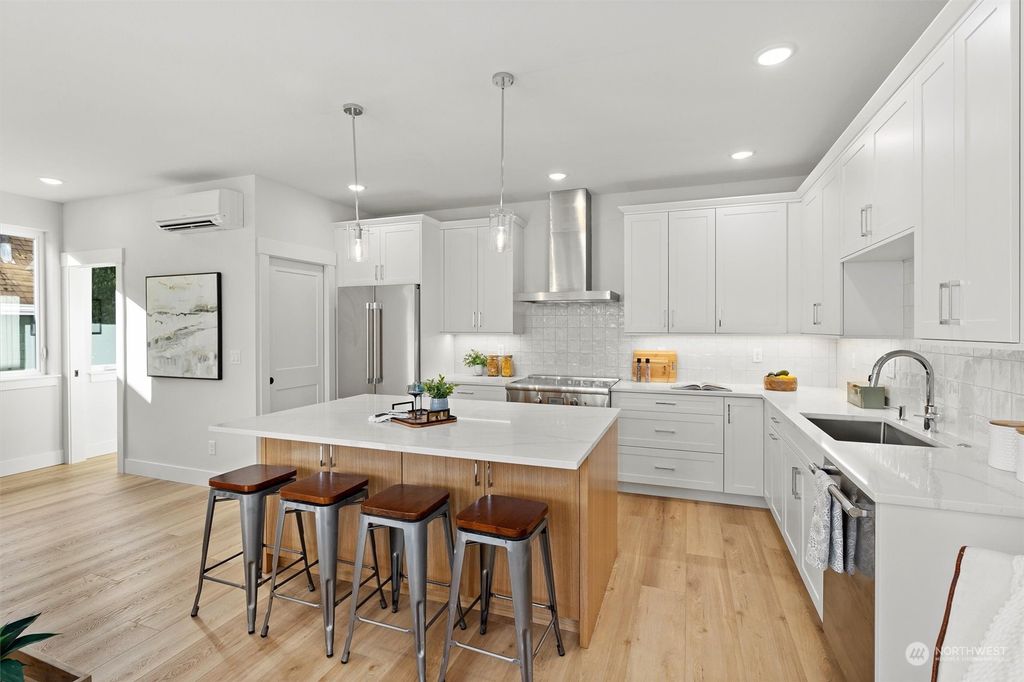 Photo of 2114 N 43rd Street, Seattle, WA 98103 (MLS # 2190616)