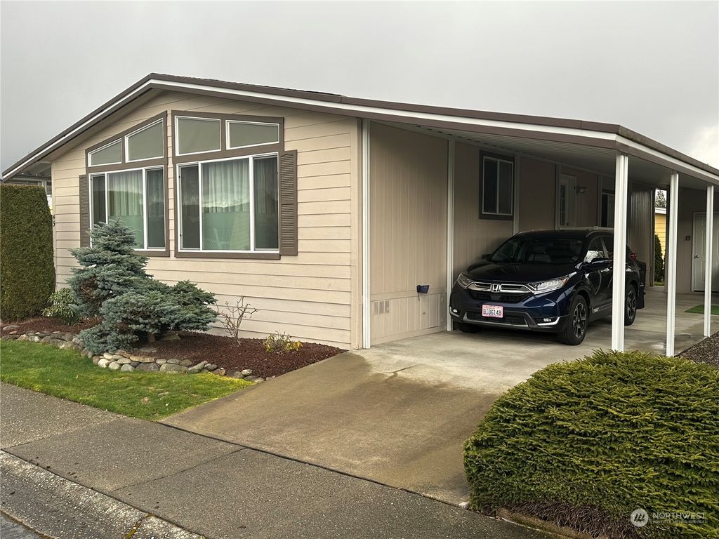 Photo of 11436 SE 208th Street #49, Kent, WA 98031 (MLS # 2043736)