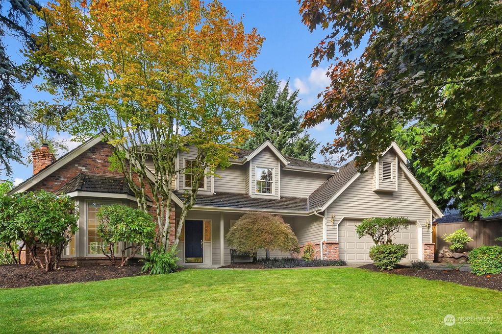 Photo of 1915 142nd Street SE, Mill Creek, WA 98012 (MLS # 2166763)