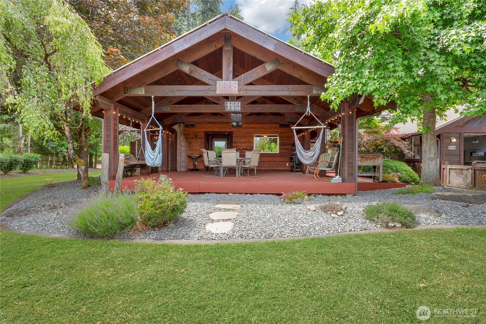 19127 Patterson Road E