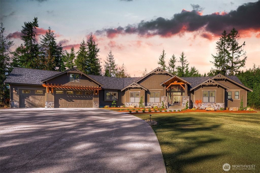 Photo of 22305 134th Street, Issaquah, WA 98027 (MLS # 2423526)