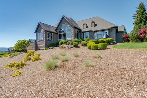 A home in Woodland