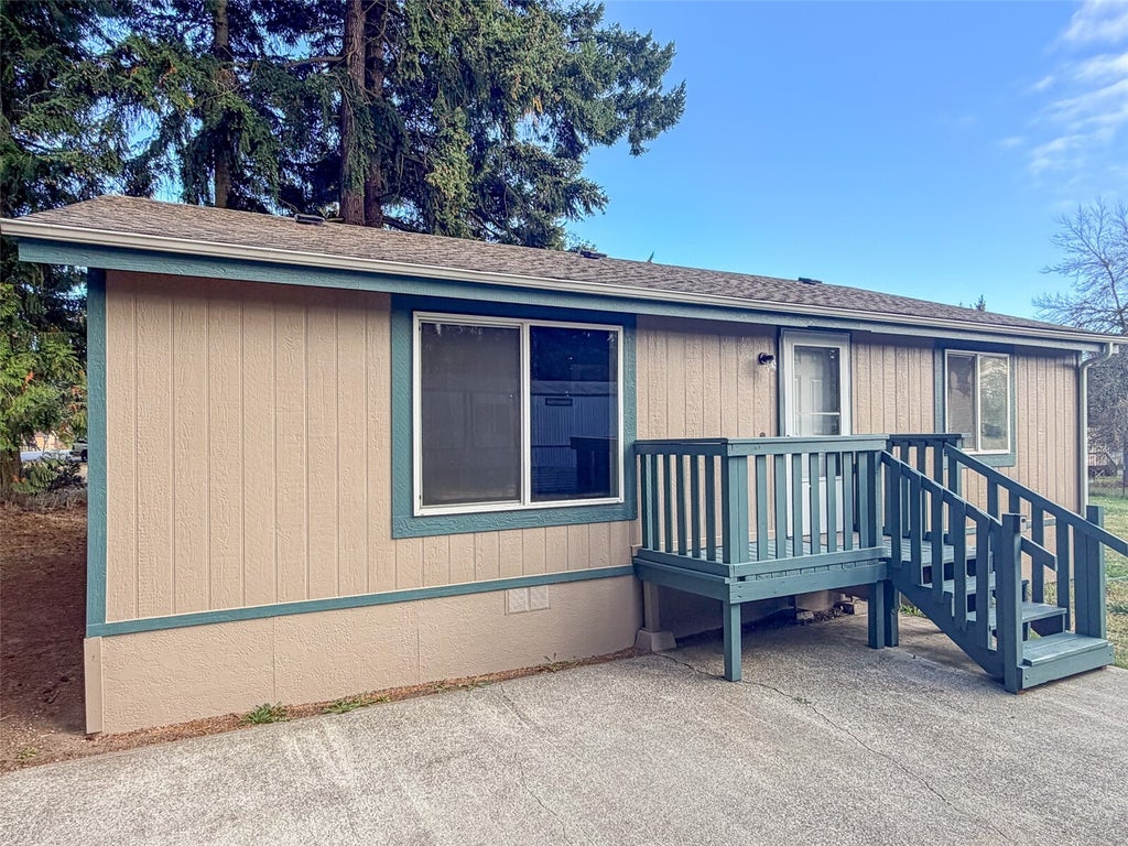 Photo of 611 Cedar Avenue #21, Port Hadlock, WA 98339 (MLS # 2597429)