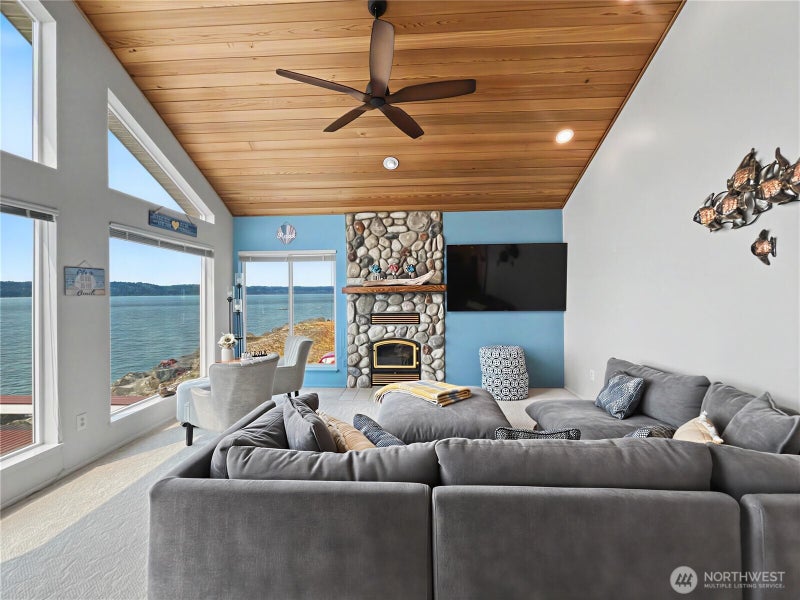 41 S Beach Way