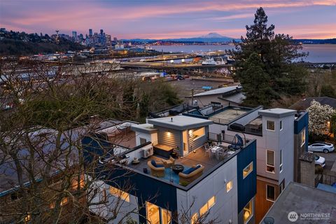 Photo of 2330 W Plymouth Street #B, Seattle, WA 98199 (MLS # 2496920)