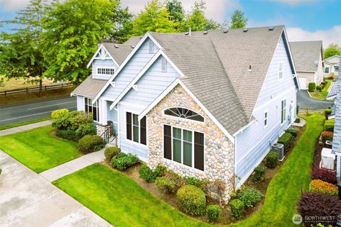 Photo of 500 Fieldstone Loop #13, Lynden, WA 98264 (MLS # 2351963)