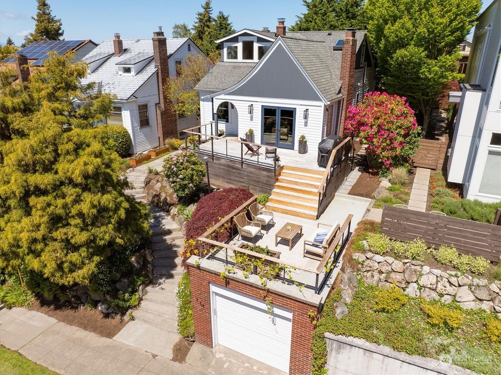 Photo of 114 N 73rd Street, Seattle, WA 98103 (MLS # 2233496)