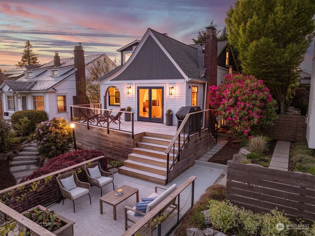 Photo of 114 N 73rd Street, Seattle, WA 98103 (MLS # 2233496)