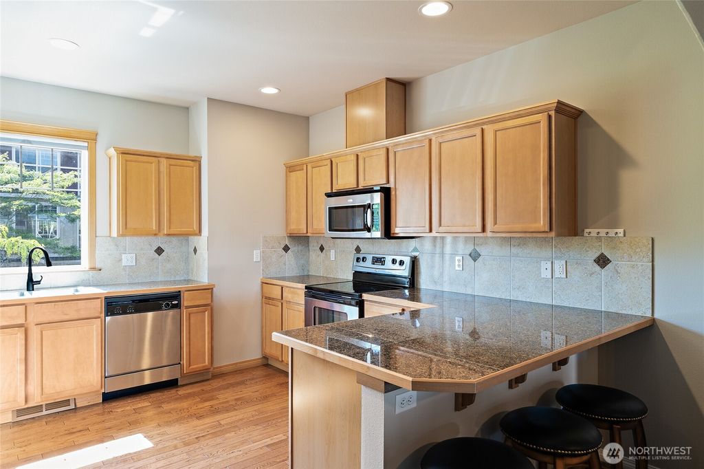 Photo of 3031 Belmonte Lane, Everett, WA 98201 (MLS # 2391155)