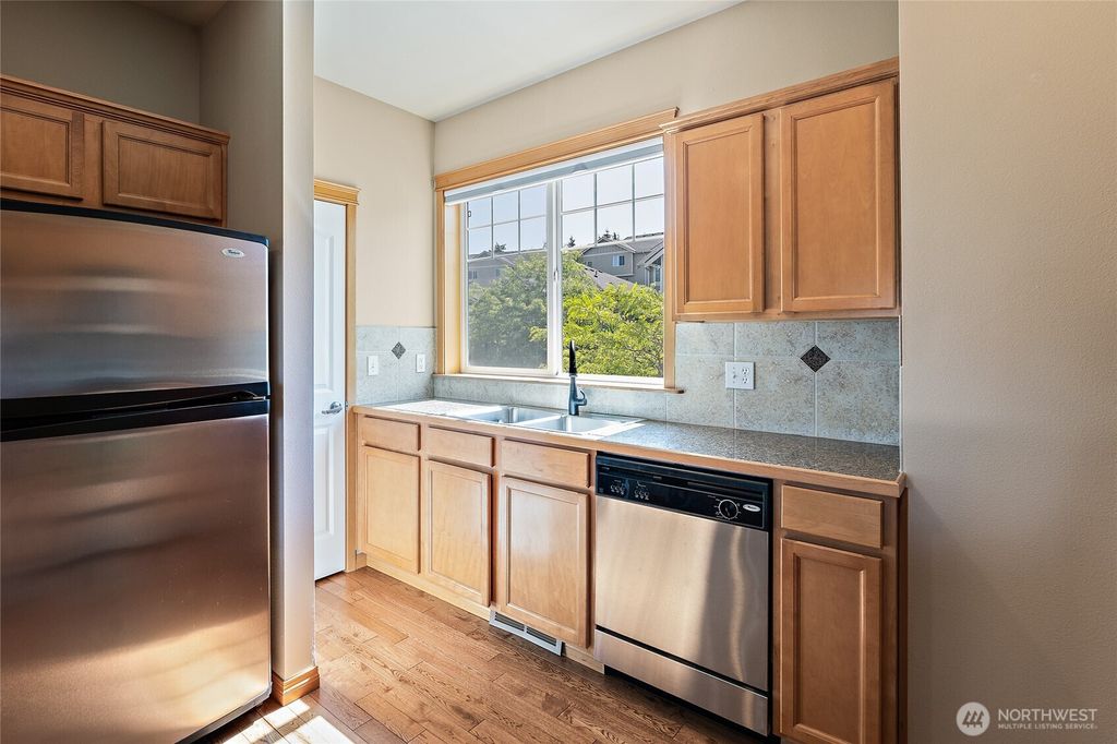 Photo of 3031 Belmonte Lane, Everett, WA 98201 (MLS # 2391155)