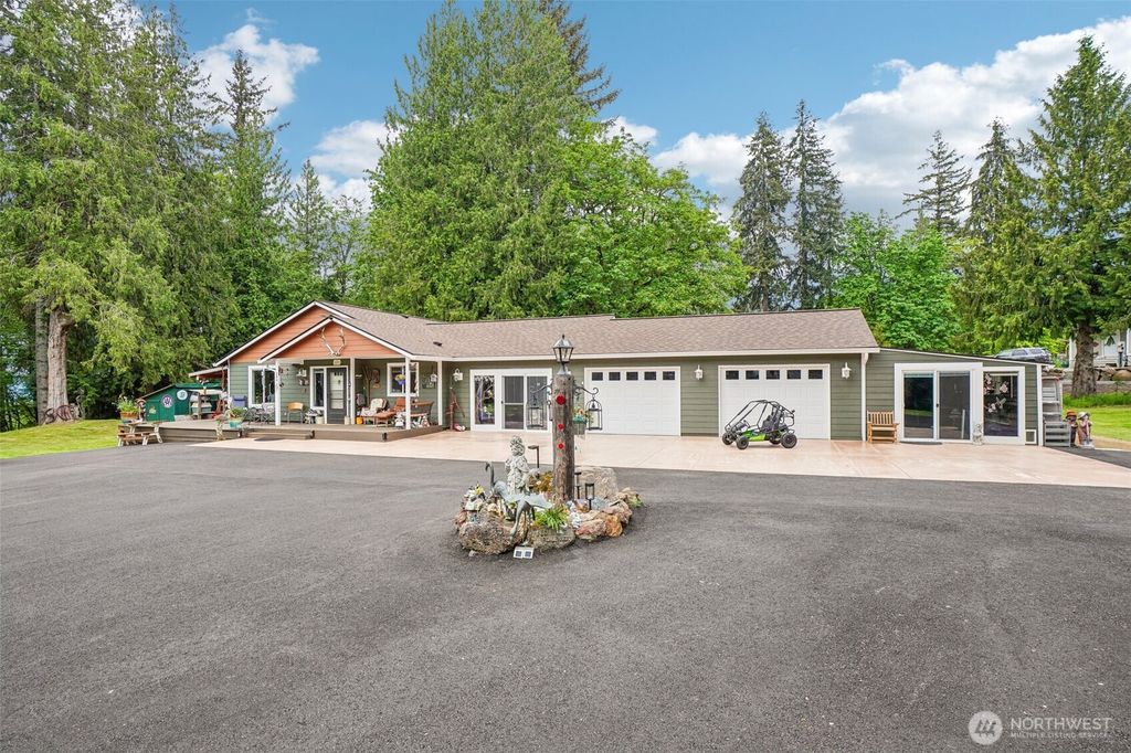 Photo of 250 Olsen Rd. RD, Kelso, WA 98626 (MLS # 2517042)