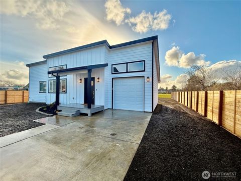 Photo of 465 Octopus Avenue NE, Ocean Shores, WA 98569 (MLS # 2490626)