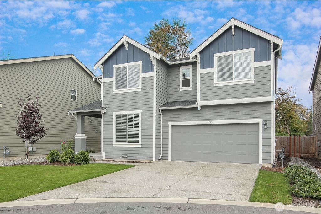 Photo of 923 Cascade Place #227, Sultan, WA 98294 (MLS # 2357933)