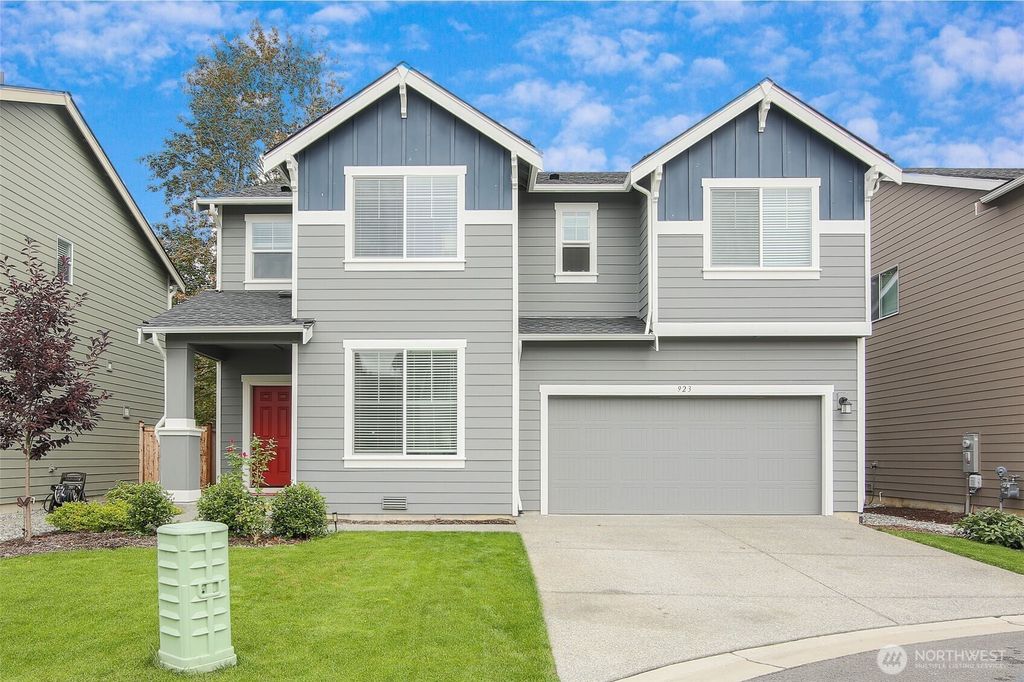 Photo of 923 Cascade Place #227, Sultan, WA 98294 (MLS # 2357933)
