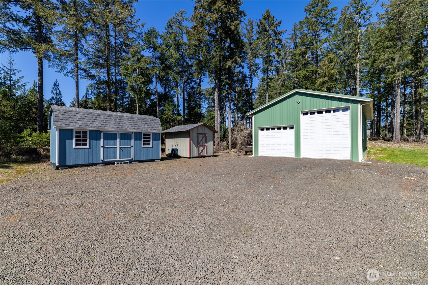 331 E Little Bear Lane