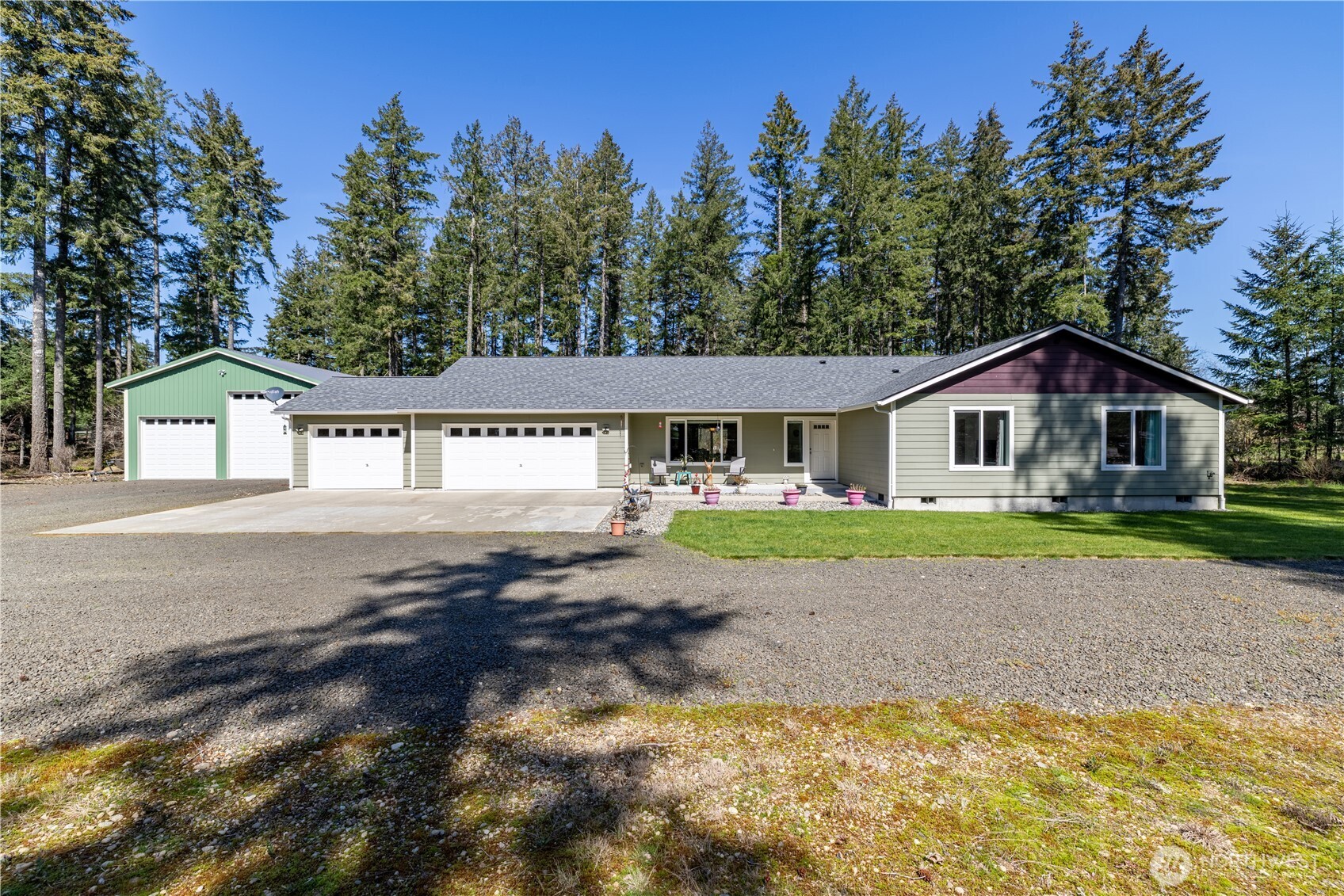 331 E Little Bear Lane