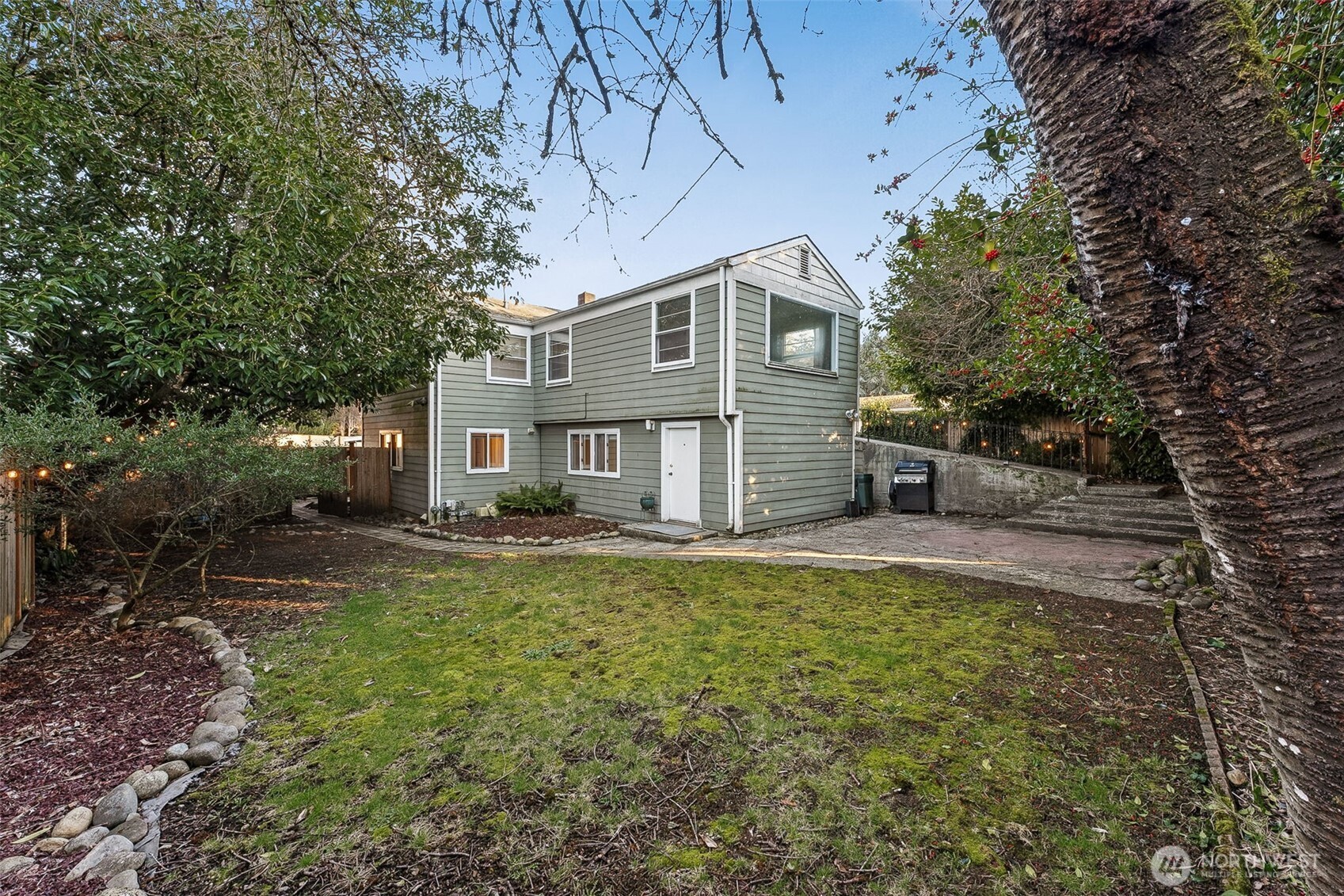 9821 Dekoven Drive SW A & B