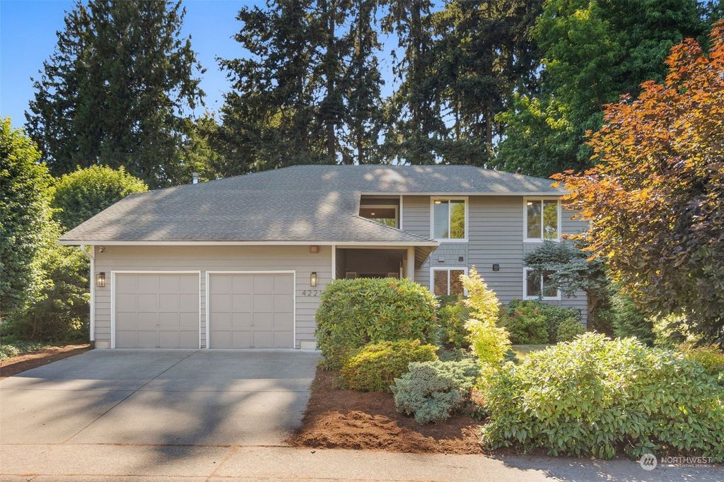 Photo of 4221 187th Avenue SE, Issaquah, WA 98027 (MLS # 2263123)