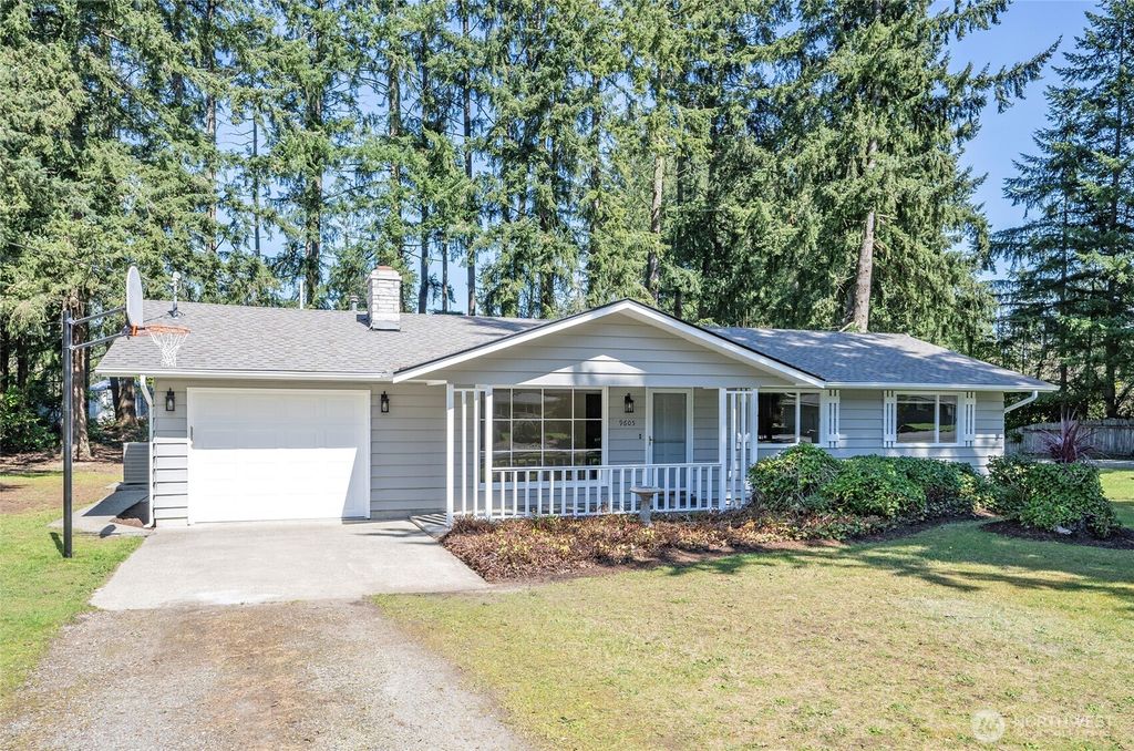 Photo of 9605 120th Street E, Puyallup, WA 98373 (MLS # 2504372)