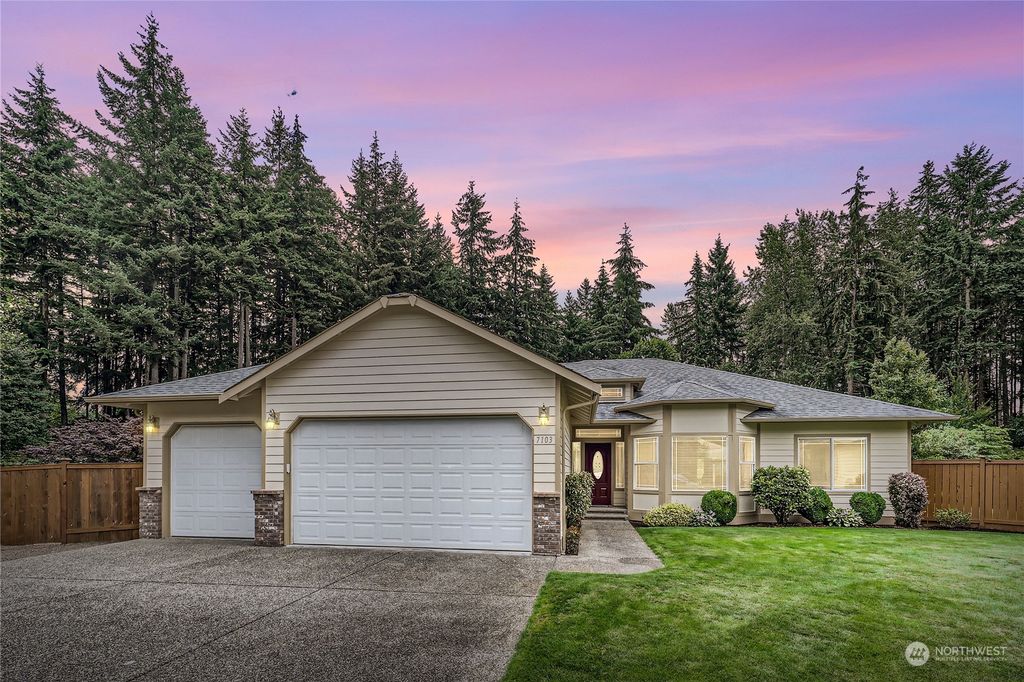 Photo of 7103 111th Drive NE, Lake Stevens, WA 98258 (MLS # 2271938)