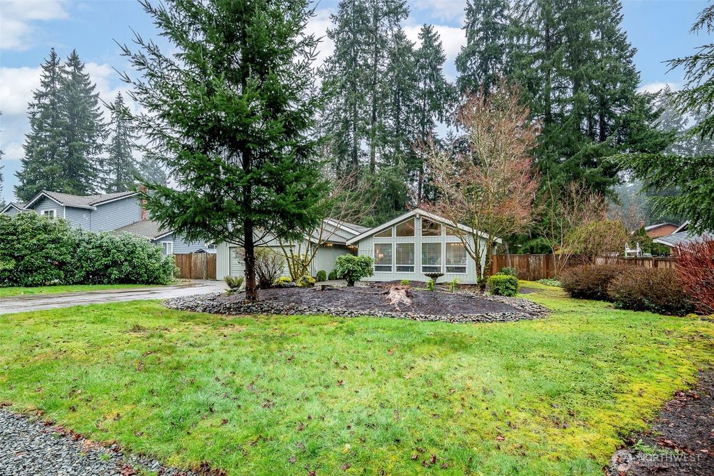 Photo of 13825 72nd Avenue E, Puyallup, WA 98373 (MLS # 2492141)