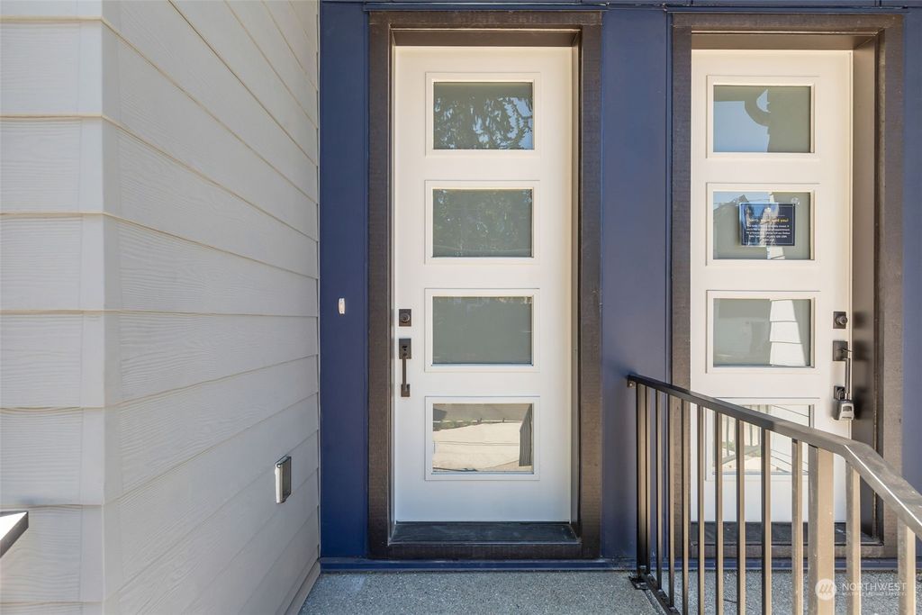 Photo of 2117 N 148th Street #C, Shoreline, WA 98133 (MLS # 2222033)