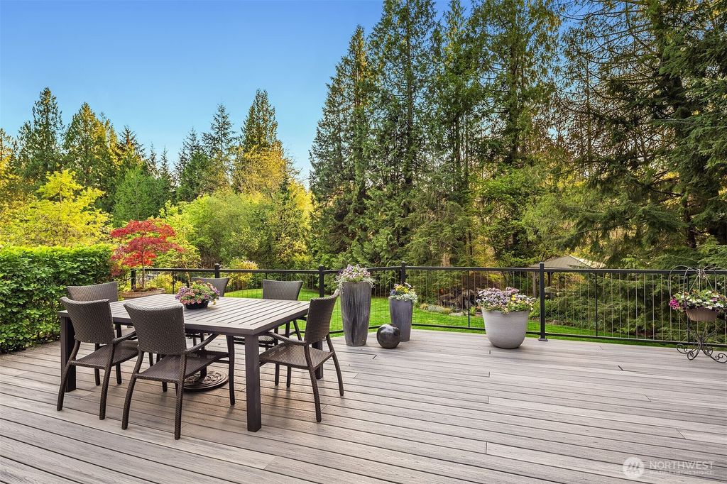 Photo of 4525 143rd Place NE, Bellevue, WA 98007 (MLS # 2348325)