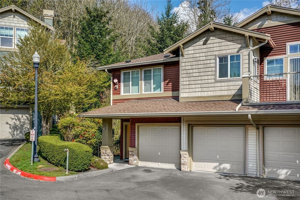 Photo of 21507 42nd Avenue S #E2, SeaTac, WA 98198 (MLS # 2551759)