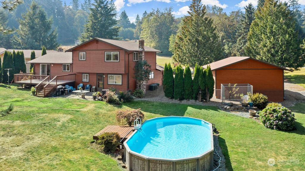 Photo of 12010 160th Avenue SE, Renton, WA 98059 (MLS # 2040509)